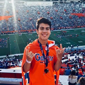 Meet your Posher, Mauricio